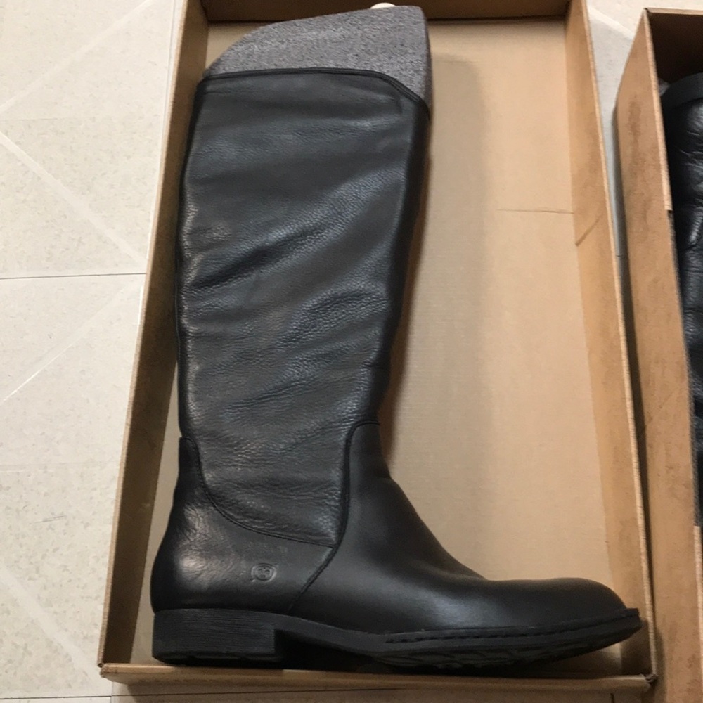 Born Black Leather Boots Size 10